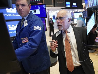 Fed nhóm họp, giới đầu tư Phố Wall tích cực mua vào